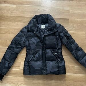 Sam women’s down jacket